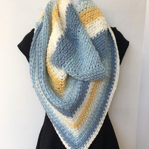 NEW Crochet Triangle Scarf/ Wrap / Neck Warmer Handmade Soft Shades Striped